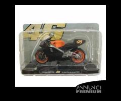 Modellino 1/18 Honda NSR 500 Valentino Rossi