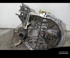 CAMBIO MANUALE COMPLETO PEUGEOT 208 Serie 98038462