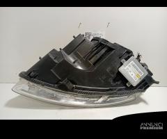 FARO ANTERIORE DESTRO AUDI A6 Avant Serie C4 (4A5) - 8