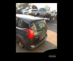 Ricambi Peugeot 5008 2011 1.6 hdi