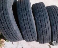 4 gomme usate per autocarro 205 75 17.5 michelin