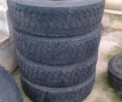 4 gomme usate 285 70 19.5 gt radial gt 679