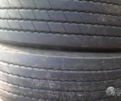 Coppia di gomme usate 315 70 22.5 michelin - 1