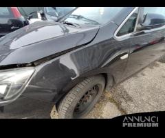 Parafango sinistro OPEL ASTRA del 2015