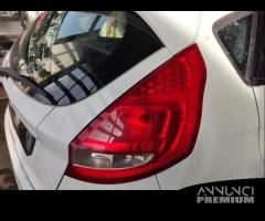 Fanale posteriore destro FORD FIESTA del 2009