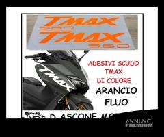 COPPIA ADESIVI SCUDO TMAX 560 ARANCIONE FLUO