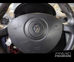 Ricambi RENAULT CLIO 1461cc DCI del 2006 - 16