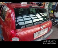 Portellone nudo RENAULT CLIO del 2004 - 2