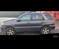 Ricambi Kia Sportage 2006 G4GC 2.0 16V Benz