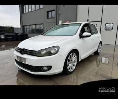 VOLKSWAGEN GOLF 6 per ricambi usati CAX - 3