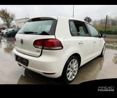 VOLKSWAGEN GOLF 6 per ricambi usati CAX - 7