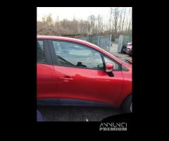 Porta anteriore dx nuda RENAULT CLIO del 2013 - 2