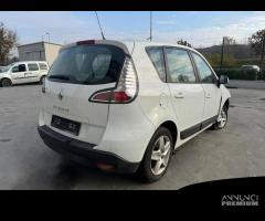 RENAULT MEGANE SCENIC per ricambi usati K4MT8 - 7