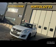 SUZUKI SWIFT 4X4 per ricambi usati K12B