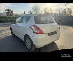 SUZUKI SWIFT 4X4 per ricambi usati K12B