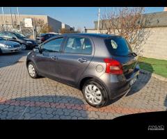 Toyota Yaris 1.3 5 porte cambio automatico