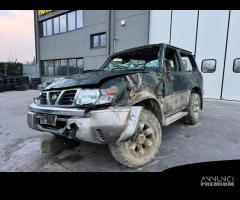 NISSAN PATROL GR Y61 per ricambi usati ZD30 - 3