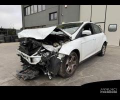 FORD FOCUS MK3 per ricambi usati M2DC