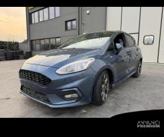 FORD FIESTA ST LINE MK7 per ricambi usati XYJE