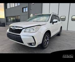 SUBARU FORESTER per ricambi usati EE20