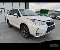 SUBARU FORESTER per ricambi usati EE20 - 9