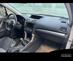 SUBARU FORESTER per ricambi usati EE20 - 11