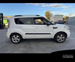 KIA SOUL per ricambi usati G4FC - 8