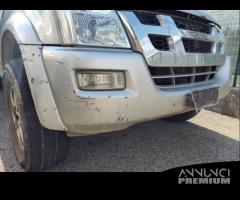 Paraurti anteriore ISUZU D-MAX del 2006