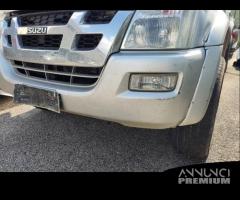 Paraurti anteriore ISUZU D-MAX del 2006