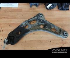 Bracc oscill ant. sx OPEL VIVARO 2.5cc diesel 2010