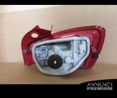 Fanale posteriore sinistro SEAT IBIZA del 2010