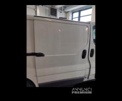 Porta laterale dx nuda OPEL VIVARO del 2010