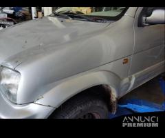 Parafango sinistro DAIHATSU TERIOS del 2000