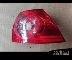 Fanale posteriore destro VOLKSWAGEN GOLF 5 2007