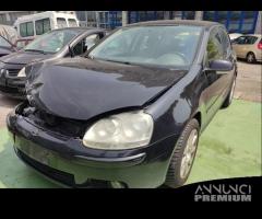 Ricambi VOLKSWAGEN GOLF 5 1896cc TDI del 2007