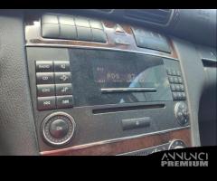 Autoradio MERCEDES-BENZ C 220 del 2004