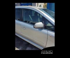 Porta anteriore dx nuda OPEL ZAFIRA del 2010