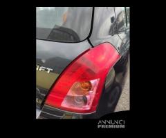 Fanale posteriore destro SUZUKI SWIFT del 2008