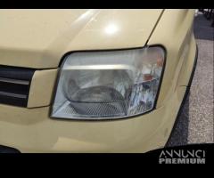 Proiettore sinistro FIAT PANDA del 2006 - 1