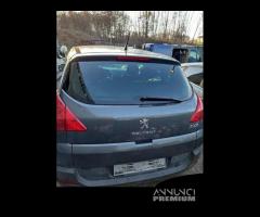 Portellone nudo PEUGEOT 3008 del 2010