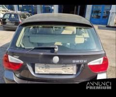 Portellone nudo BMW 320D del 2007