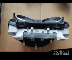 Quadro strumenti MAZDA 3 1560cc TD del 2009 - 7