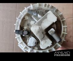 Pompa carb TOYOTA VERSO-S 1329cc benz 2012