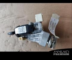 Blocchetto accen TOYOTA VERSO-S 1329cc benz 2012