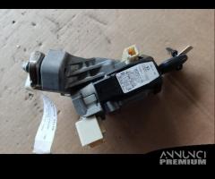 Blocchetto accen TOYOTA VERSO-S 1329cc benz 2012