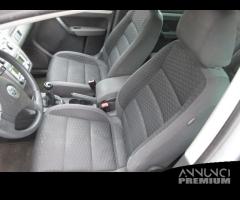 Sedile anteriore sx VOLKSWAGEN TOURAN del 2007