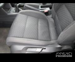 Sedile anteriore sx VOLKSWAGEN TOURAN del 2007