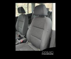 Sedile anteriore sx VOLKSWAGEN TOURAN del 2008