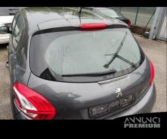 Portellone nudo PEUGEOT 208 del 2013