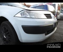 Paraurti anteriore RENAULT MEGANE del 2003